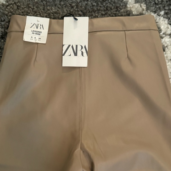 NWT Zara Faux Leather Hi-Rise Leggings Size Small - Picture 7 of 9